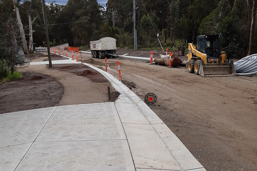 Construction works on Jumping Creek road in Wonga Park